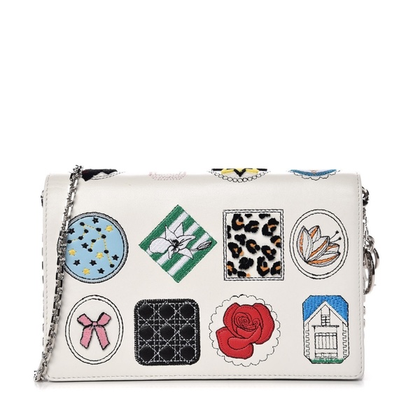 CHRISTIAN DIOR Calfskin Badges Chain White - Picture 4 of 8